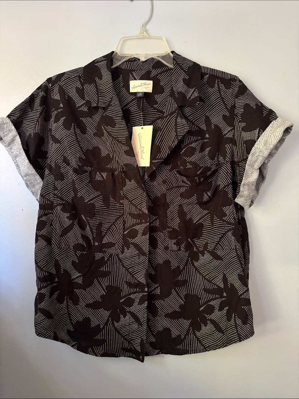 Universal Thread Black and Gray Floral Button-Down Shirt